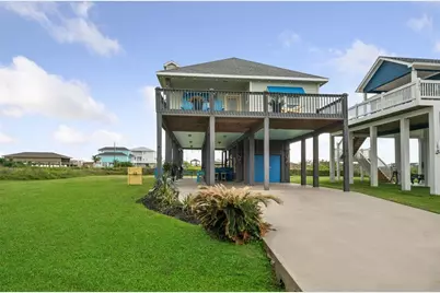 859 Main Street, Crystal Beach, TX 77650 - Photo 1