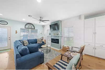 859 Main Street, Crystal Beach, TX 77650 - Photo 19