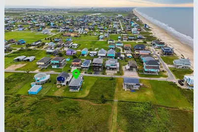 859 Main Street, Crystal Beach, TX 77650 - Photo 31