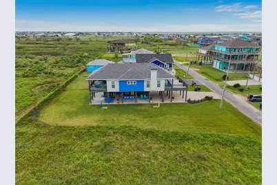 859 Main Street, Crystal Beach, TX 77650 - Photo 37