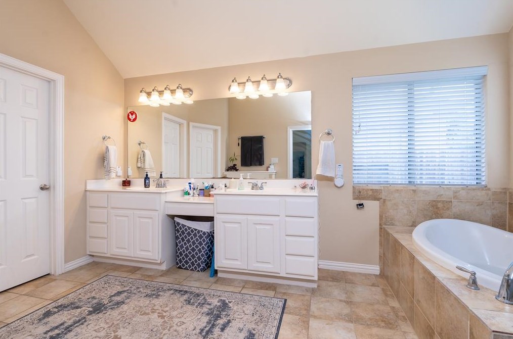 28203 Helmsman Knl Dr, Katy TX  77494-8524 exterior