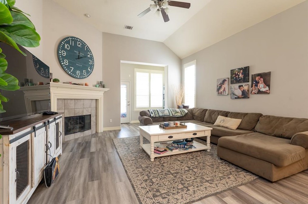 28203 Helmsman Knl Dr, Katy TX  77494-8524 exterior