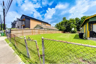 1229 E 33rd Street, Houston, TX 77022 - Photo 5