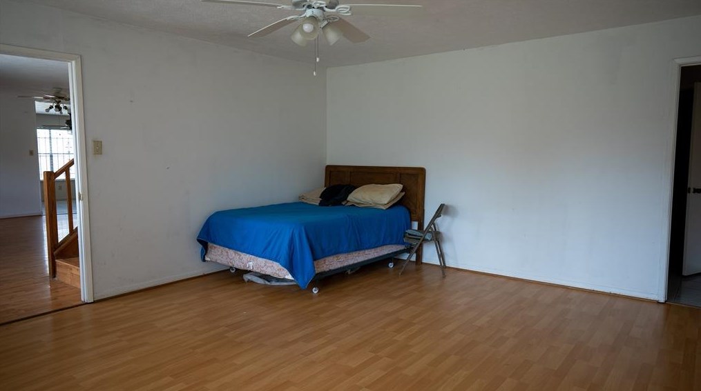 10111 Sagedale Dr, Houston TX  77089-5120 exterior
