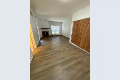 3100 Walnut Bend Lane #113, Houston, TX 77042 - Photo 5