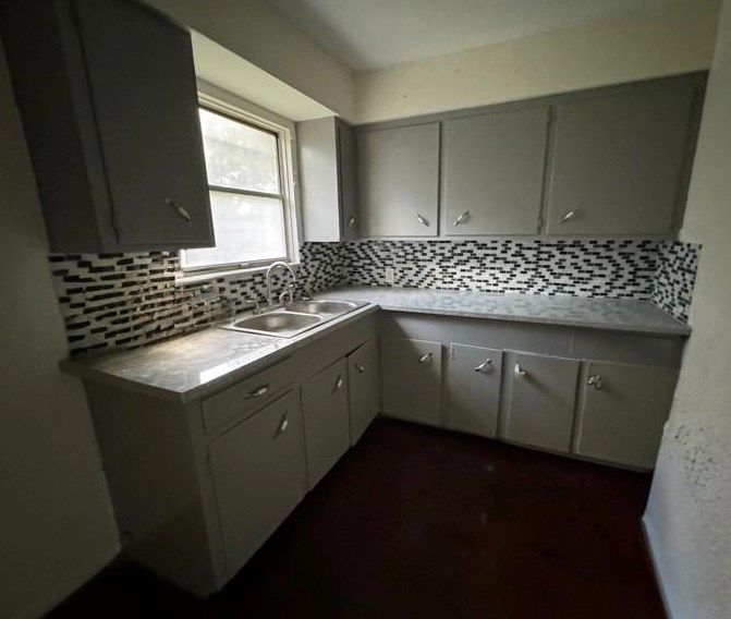 10638 Fairfax St, Houston TX  77029-2735 exterior