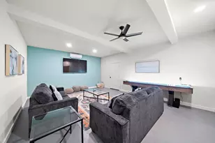 3610 Sealy St, Galveston, TX 77550 - Photo 27