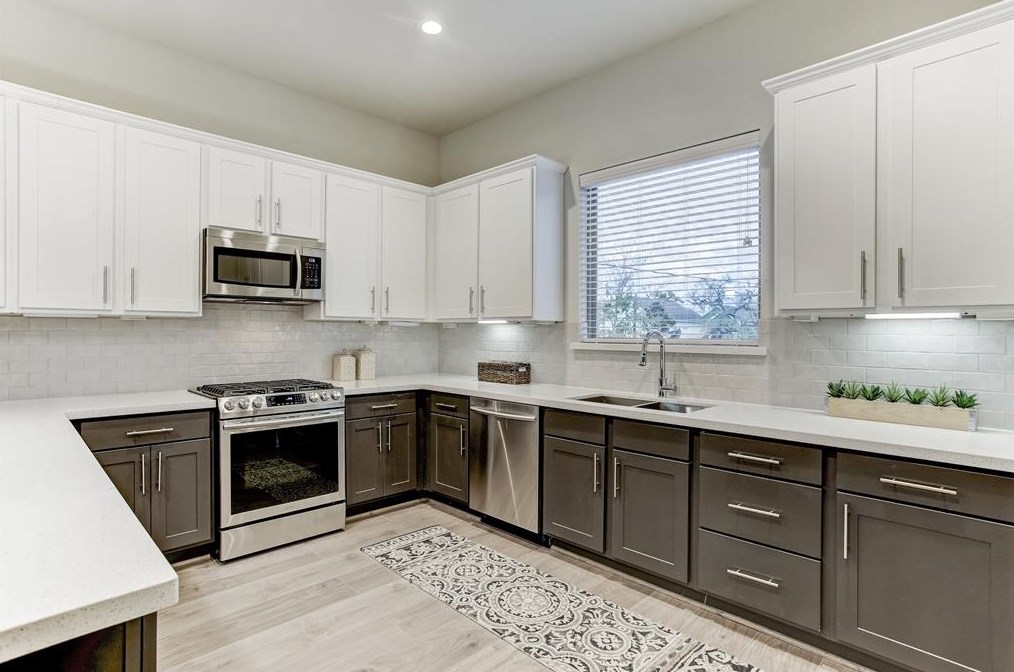 3007 Hicks, Houston TX  77007-3815 exterior