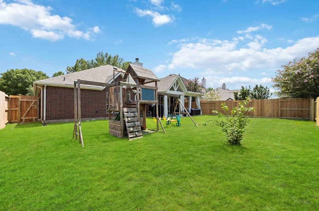 17022 Willow Rnch Dr, Houston TX  77095-5462 exterior