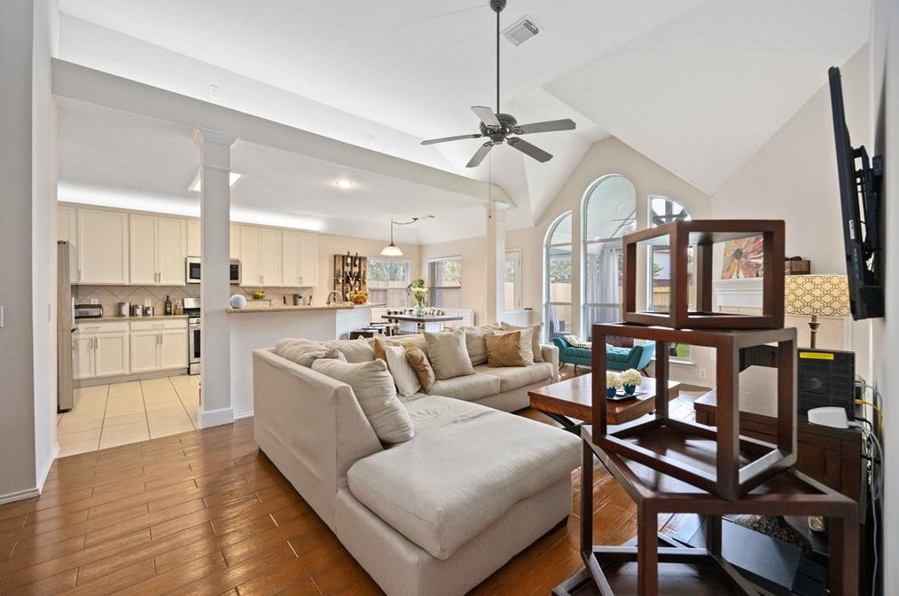 17022 Willow Rnch Dr, Houston TX  77095-5462 exterior