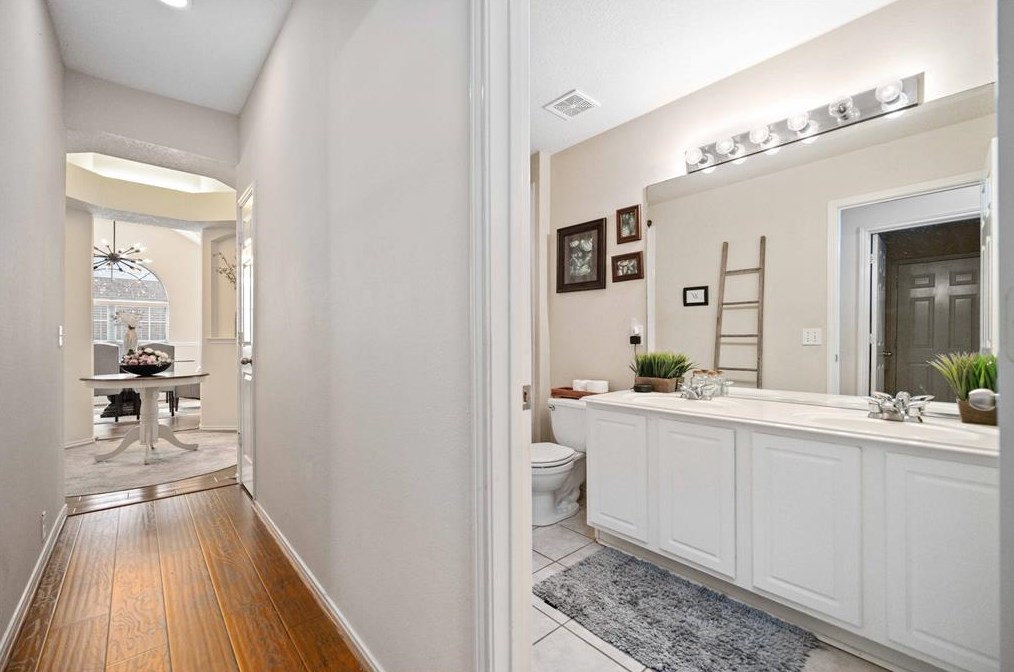 17022 Willow Rnch Dr, Houston TX  77095-5462 exterior