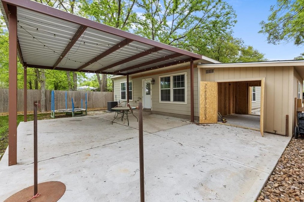 6717 Tommye, Houston TX  exterior