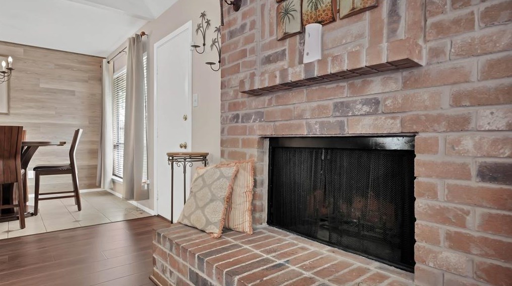 7251 Sonnet Gln Ln, Houston TX  77095-1259 exterior