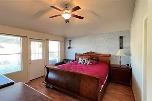 15930 Pin Oak Ridge St, Houston, TX 77073 - Photo 17