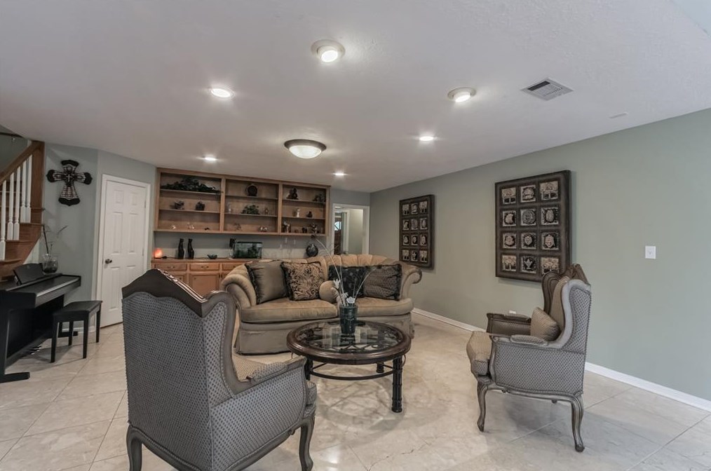 13163 Rummel Creek Rd, Houston TX  77079-6133 exterior