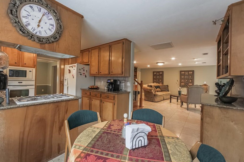 13163 Rummel Creek Rd, Houston TX  77079-6133 exterior