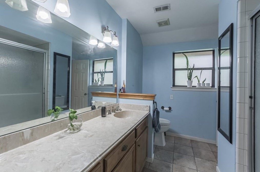 13163 Rummel Creek Rd, Houston TX  77079-6133 exterior