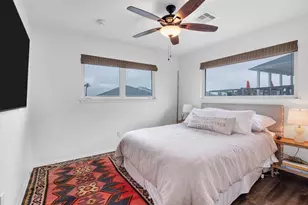 354 Ling St, Bayou Vista, TX 77563 - Photo 35