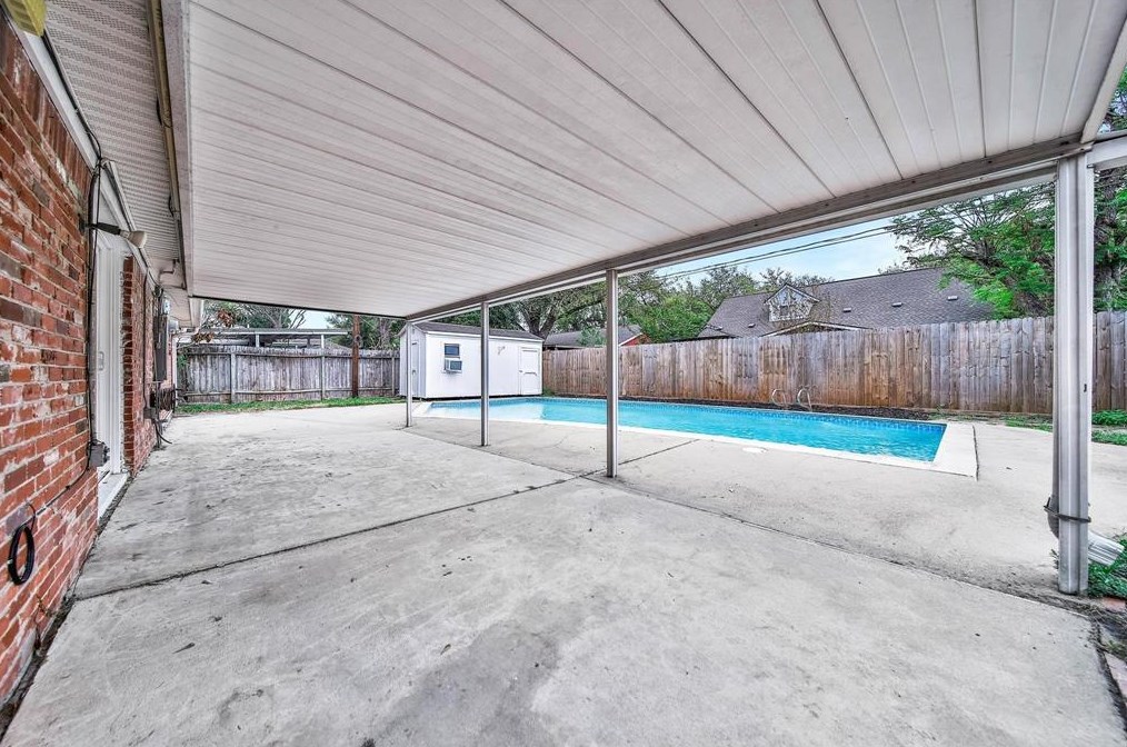 11779 Evelyn Cir, Houston TX  77071-3401 exterior