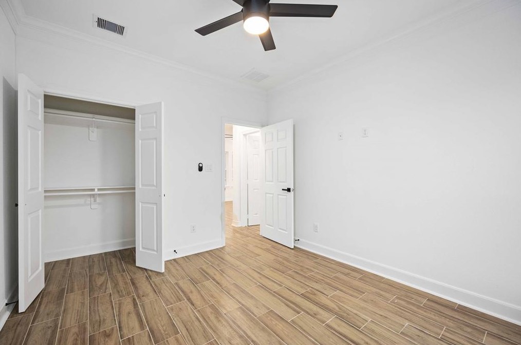 5311 Liberty Rd, Houston TX  77026-5314 exterior