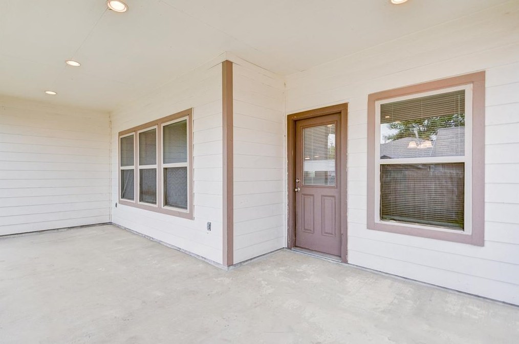 4347 Clover St, Houston TX  77051-2723 exterior