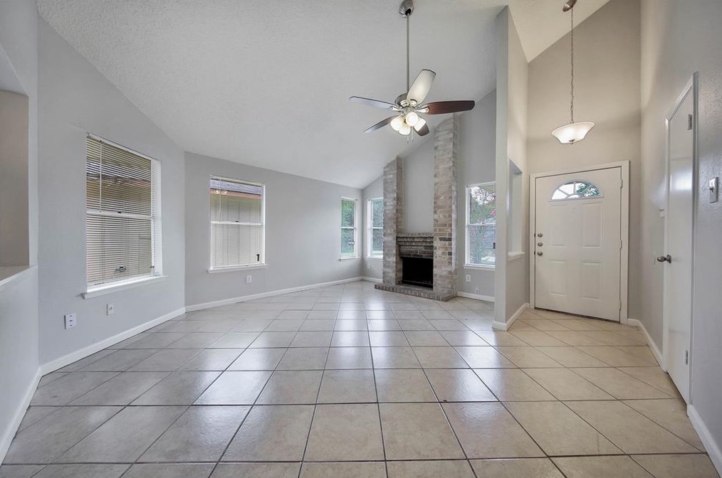 3231 Forestbrook Dr, Spring TX  77373-6607 exterior
