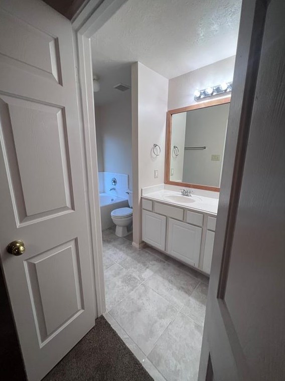 1938 Rock Rdg Dr, Houston TX  77049-1467 exterior