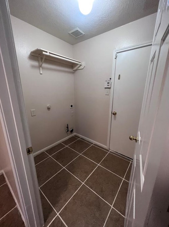 1938 Rock Rdg Dr, Houston TX  77049-1467 exterior