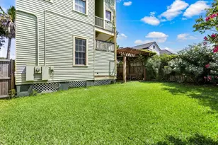 1427 Winnie St, Galveston, TX 77550 - Photo 29