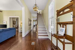 1427 Winnie St, Galveston, TX 77550 - Photo 7