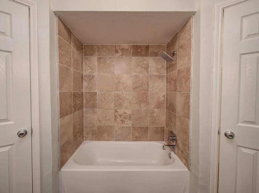 16011 Alta Mesa Dr, Houston TX  77083-1103 exterior