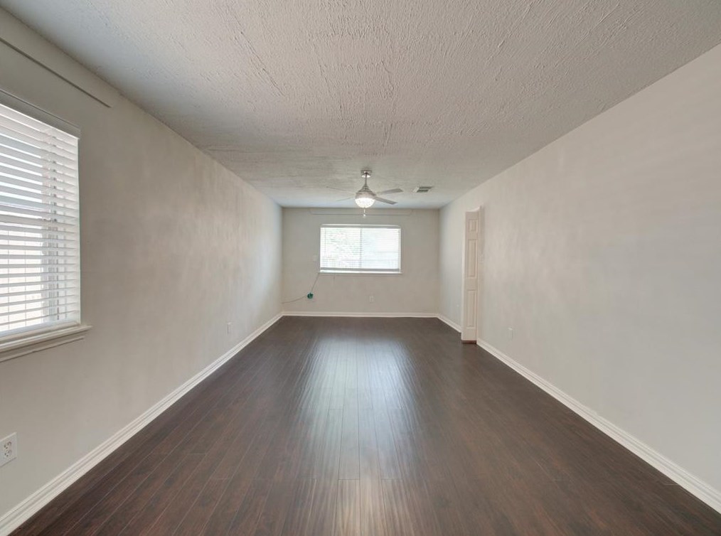 16011 Alta Mesa Dr, Houston TX  77083-1103 exterior