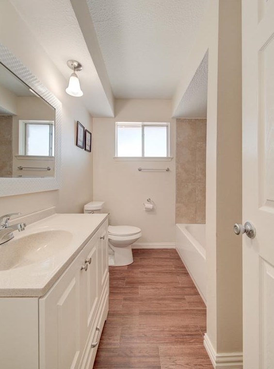 16011 Alta Mesa Dr, Houston TX  77083-1103 exterior