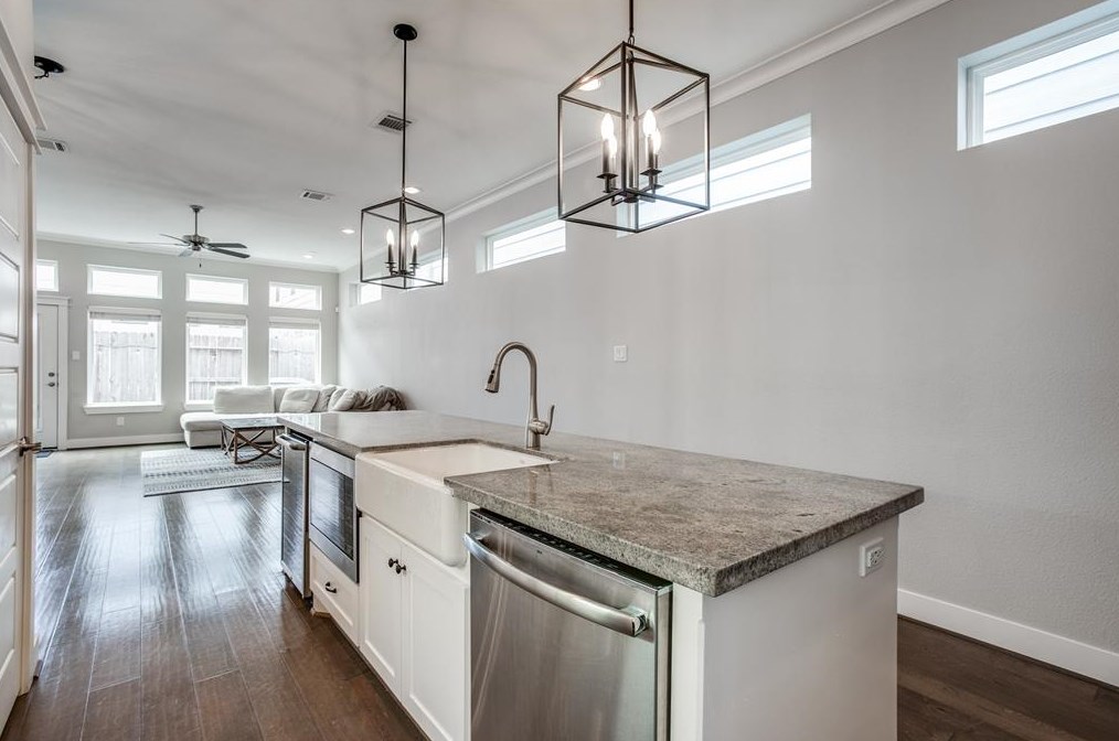 3223 Cline St, Houston TX  77020-5924 exterior