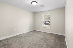 5000 Old Castle Ln, Dickinson, TX 77539 - Photo 17