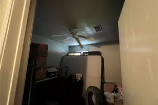 5418 Westover St, Houston, TX 77033 - Photo 9