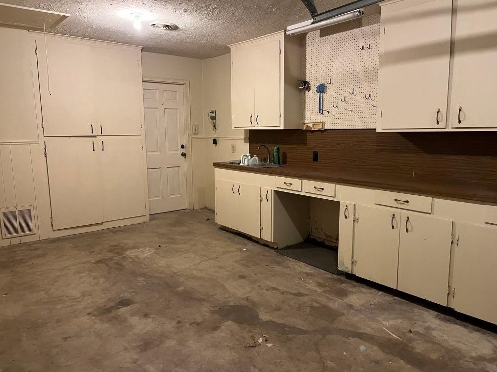 2013 Memorial Ct, Pasadena TX 77502-5612 exterior