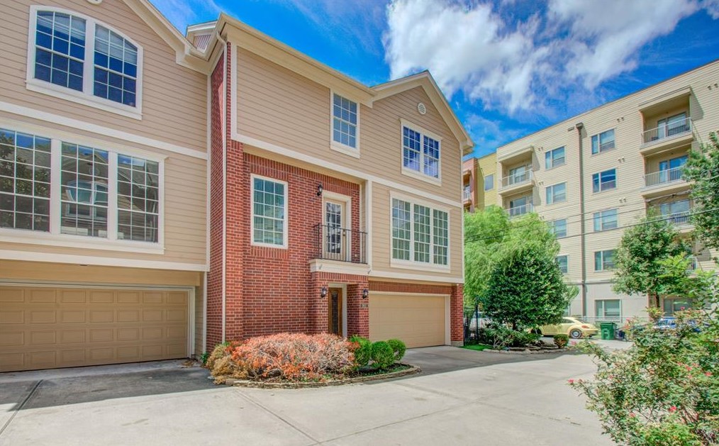 902 Cohn St, Houston TX  77007-5006 exterior