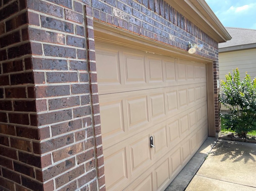 10523 Kentington Oak Dr, Humble TX  77396-3181 exterior