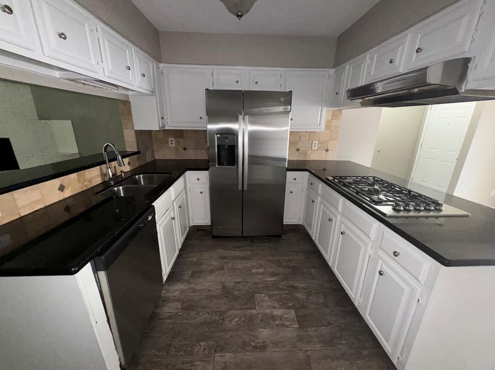 10007 Winding Trail Rd, Morgans Point TX  77571-4082 exterior