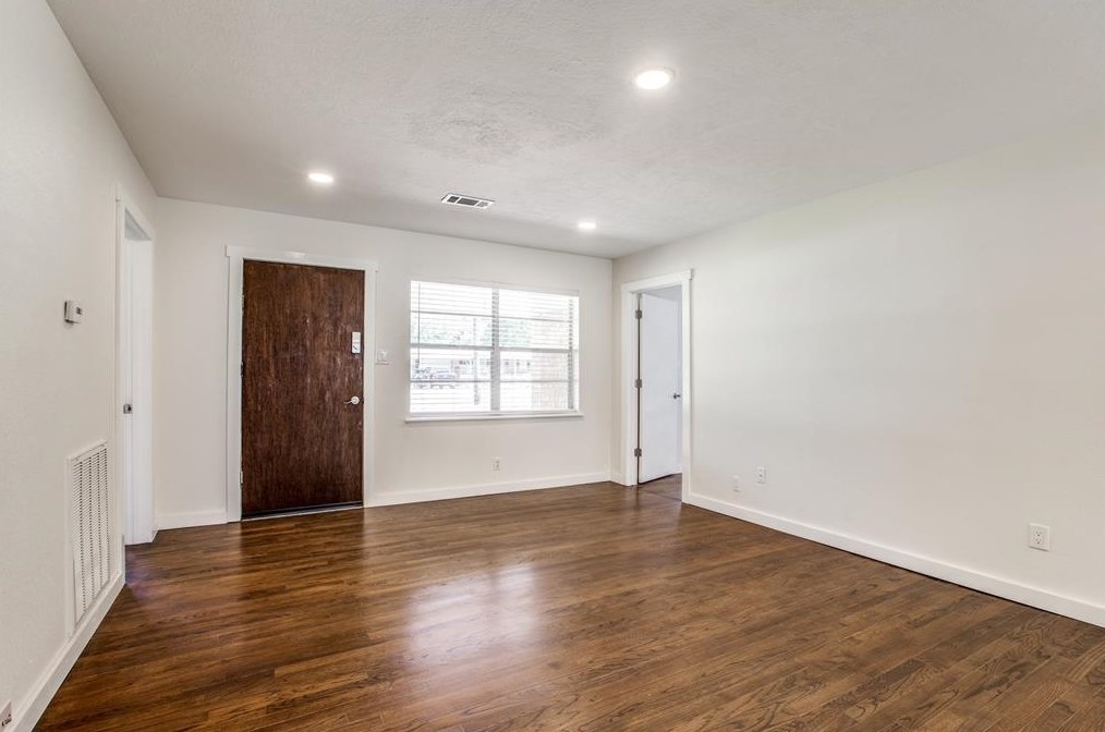 235 Live Oak St, Crosby TX  77532-2721 exterior