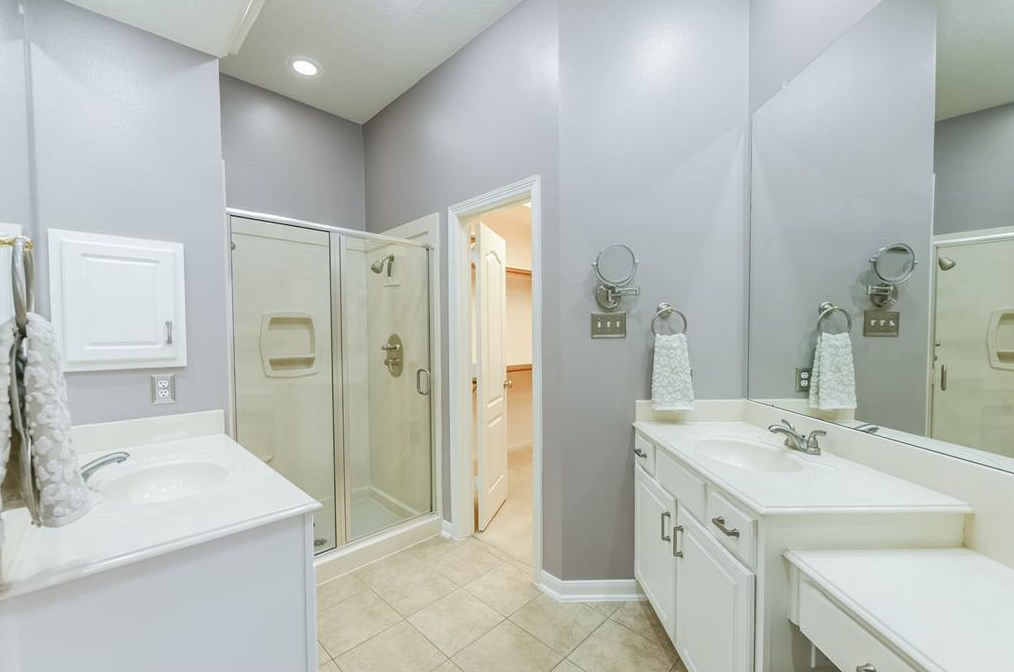 17731 Skyline Arbor, Houston TX  77094-1273 exterior