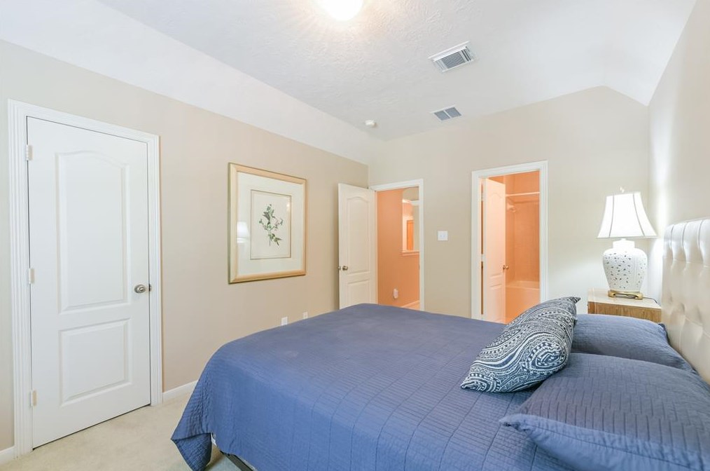 17731 Skyline Arbor, Houston TX  77094-1273 exterior