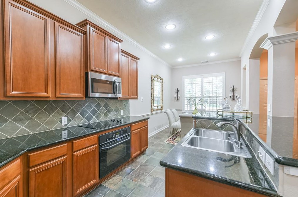 17731 Skyline Arbor, Houston TX  77094-1273 exterior