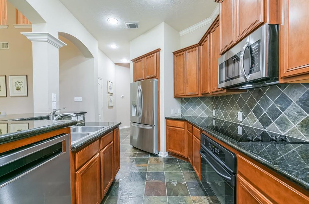 17731 Skyline Arbor, Houston TX  77094-1273 exterior
