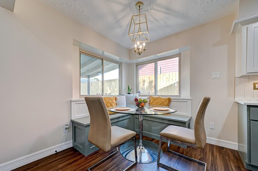 6111 Egypt Dr, Pasadena TX 77505-4017 exterior