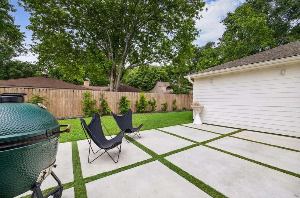 3307 Grv Ter Dr, Humble TX 77345-1155 exterior