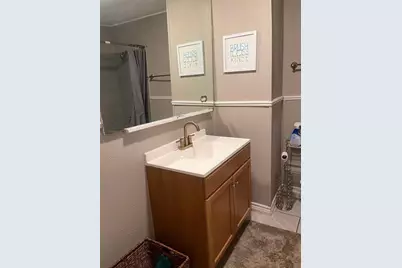 435 E Avenue J, Silsbee, TX 77656 - Photo 13