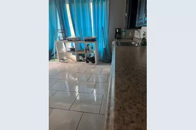 435 E Avenue J, Silsbee, TX 77656 - Photo 9