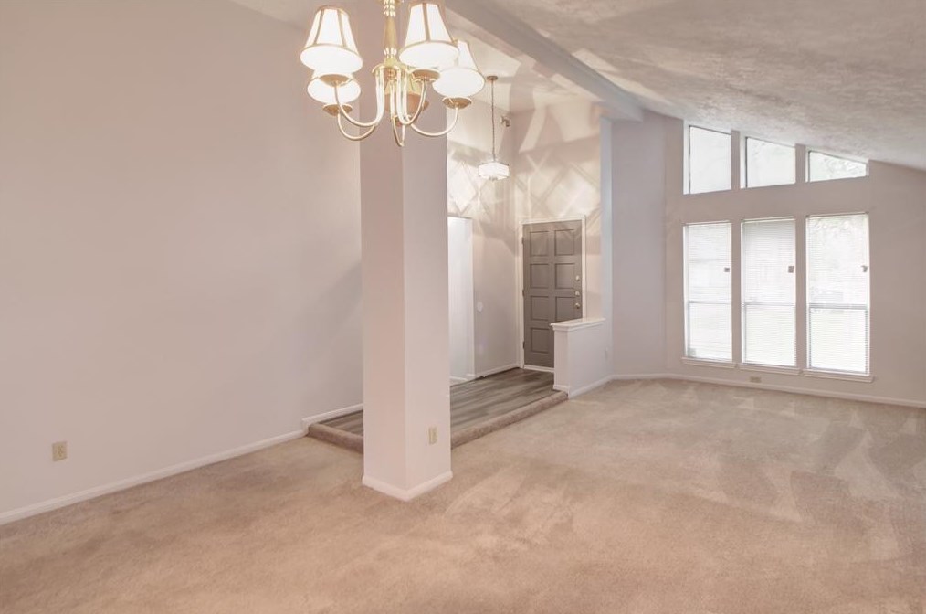 10419 Lazy Meadows Dr, Houston TX  77064-4223 exterior